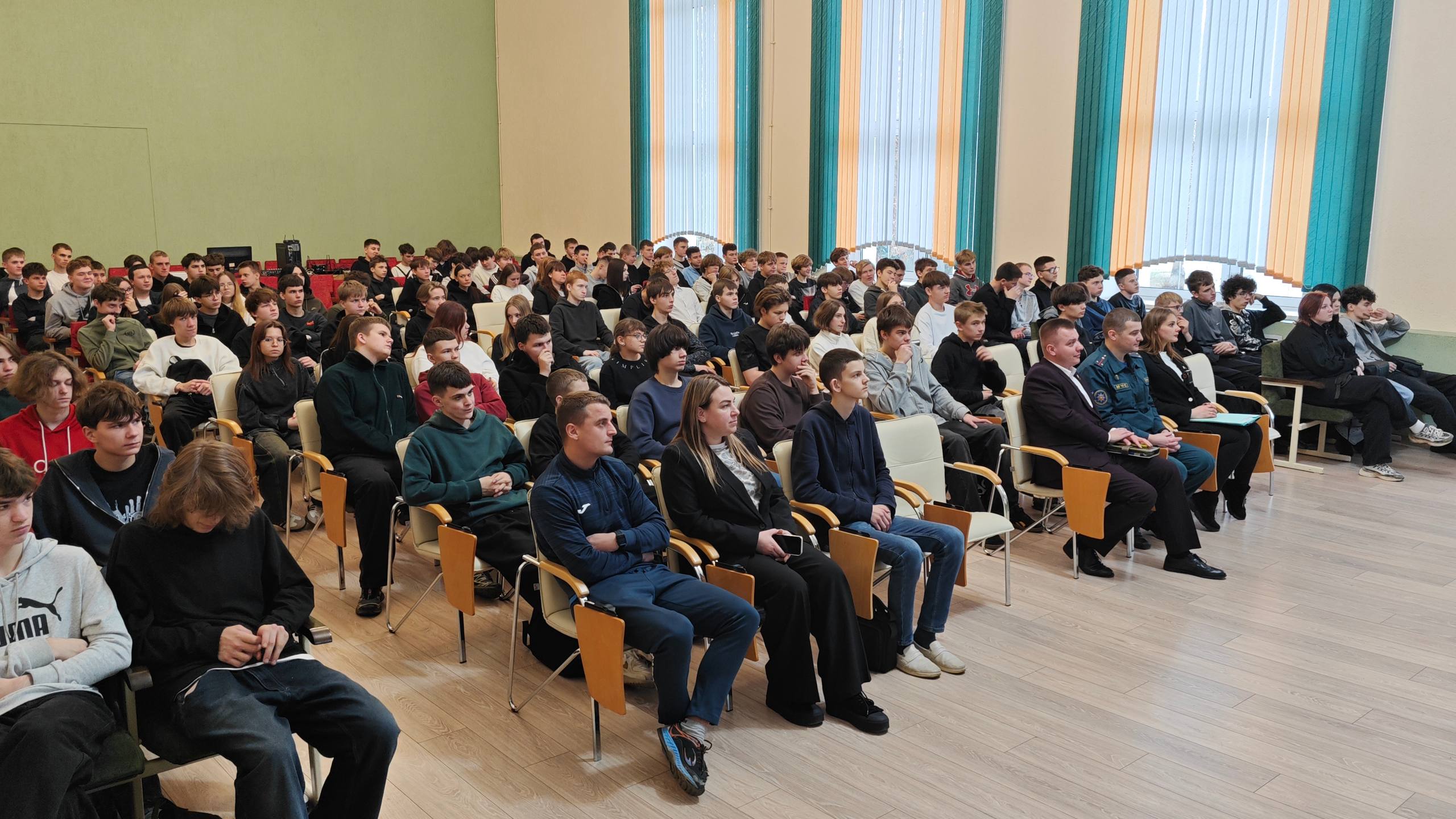 photo 2025-12-22 19-12-11