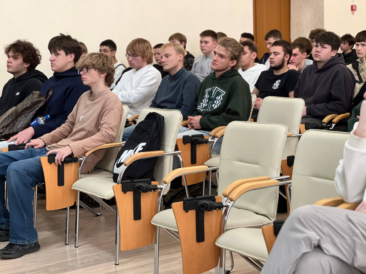 photo 2025-12-17 13-01-41