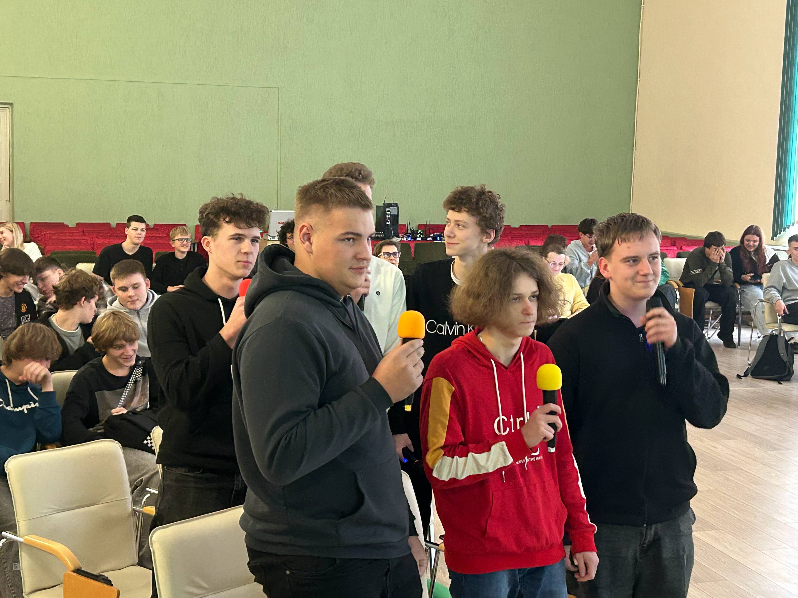 photo 2025-12-25 12-05-09