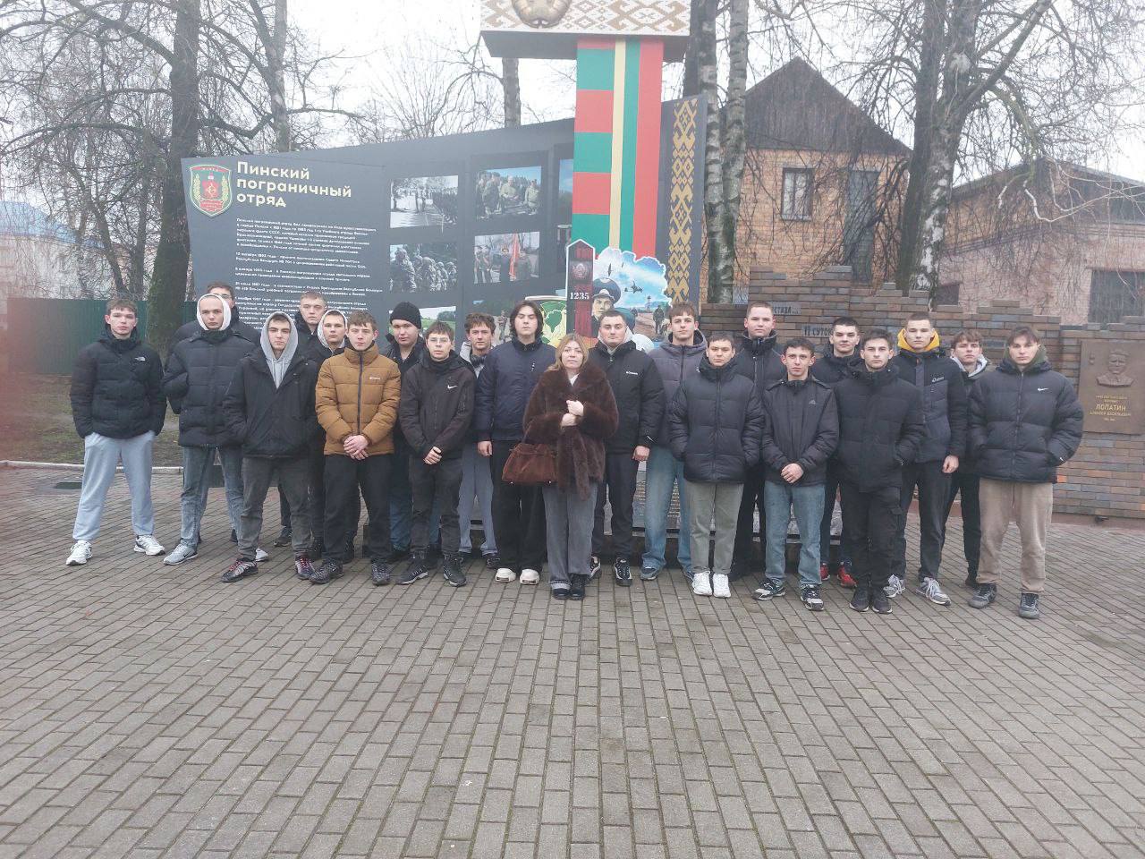 photo 2025-12-18 19-23-14