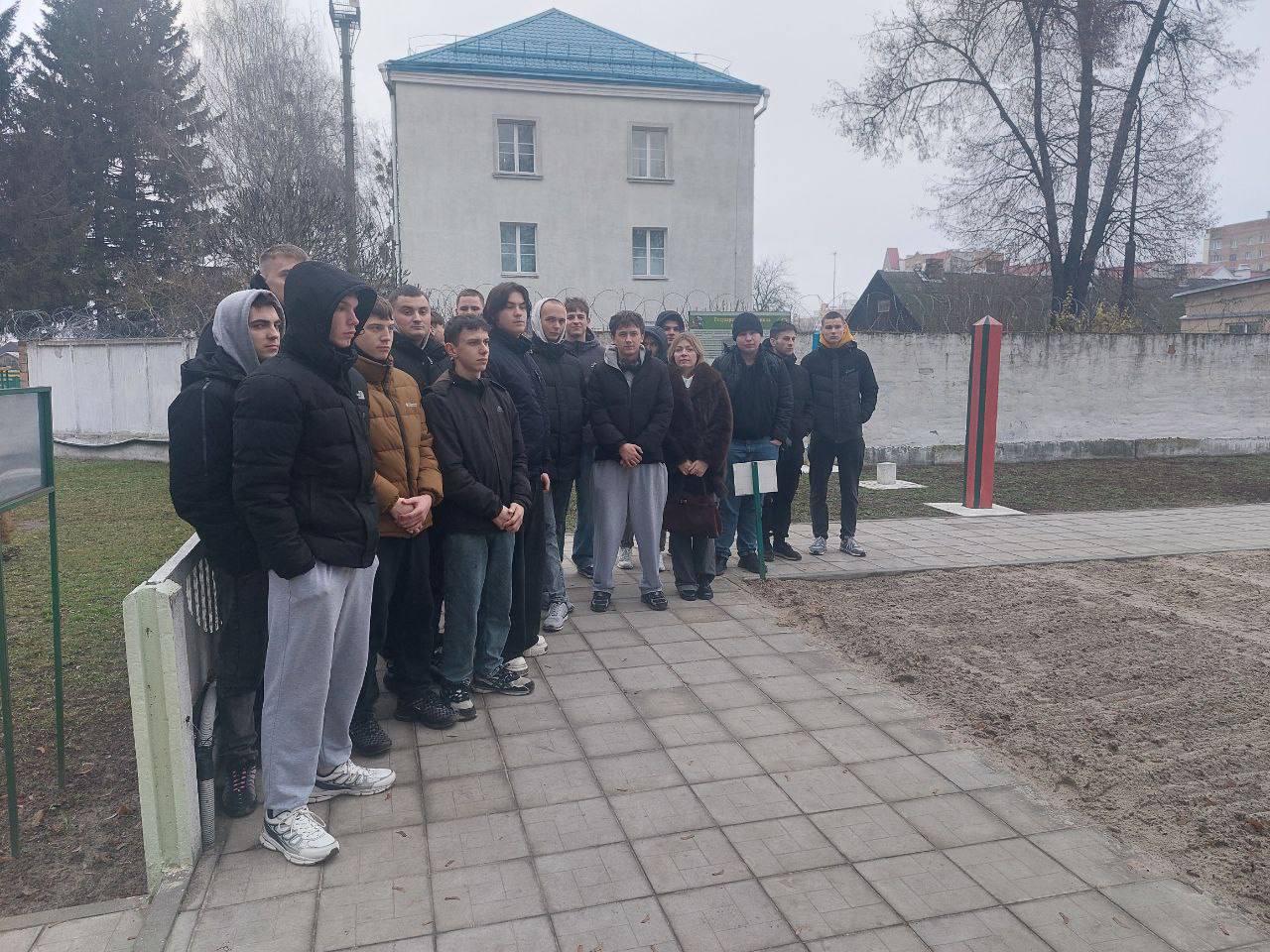 photo 2025-12-18 19-23-15