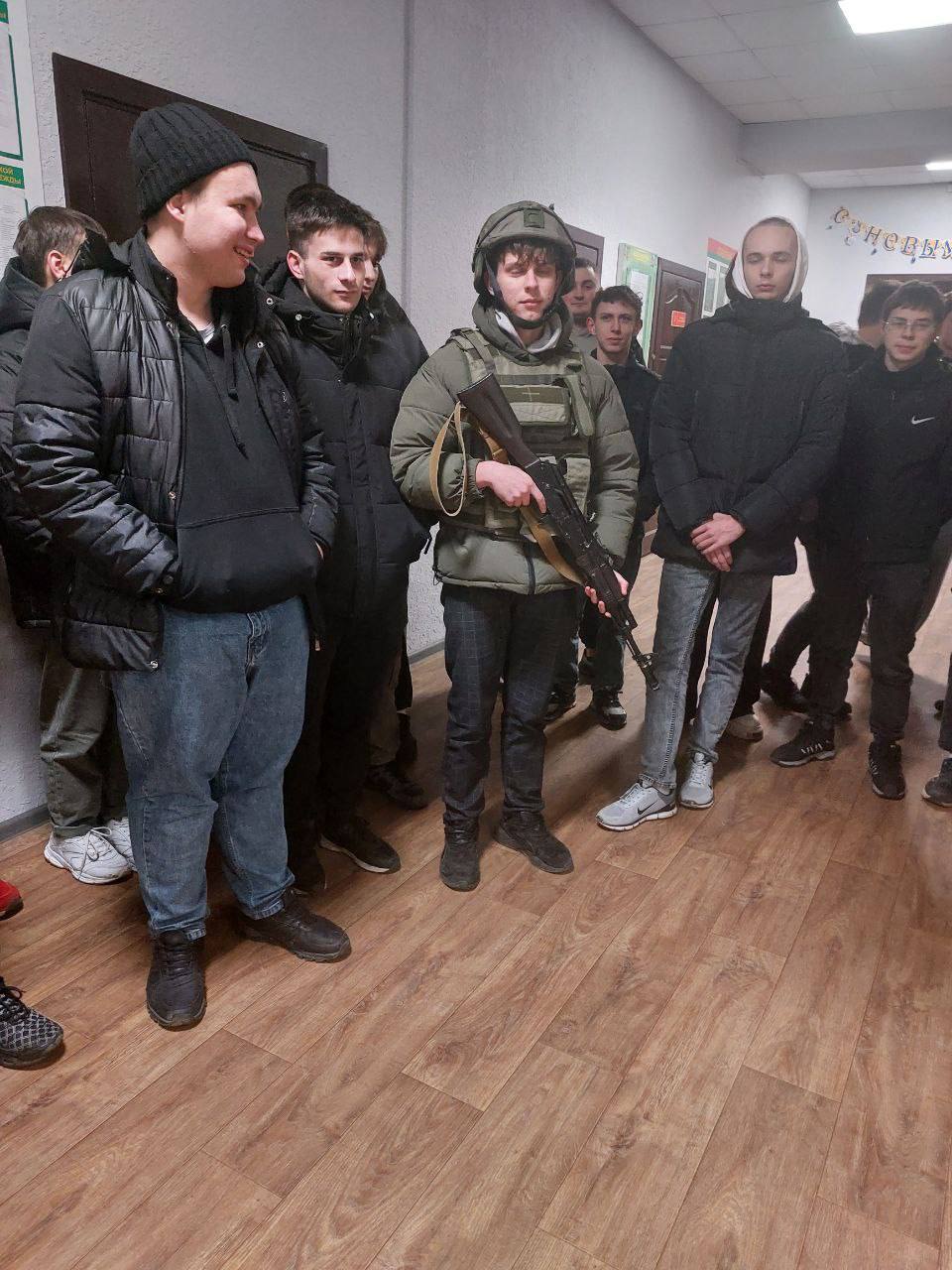 photo 2025-12-18 19-23-16 2