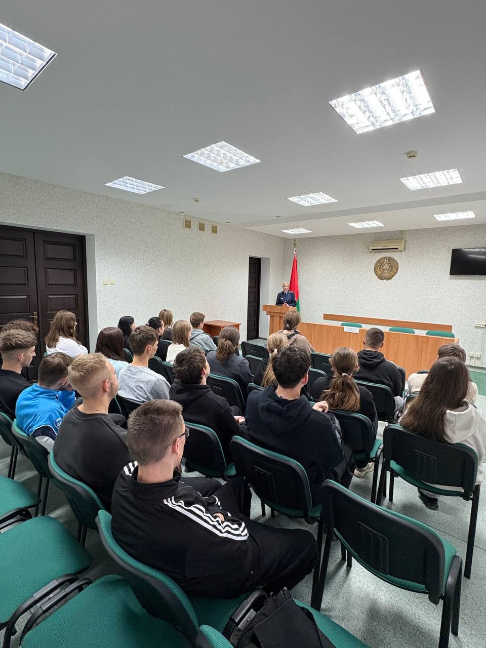 photo 2025-12-10 18-03-37