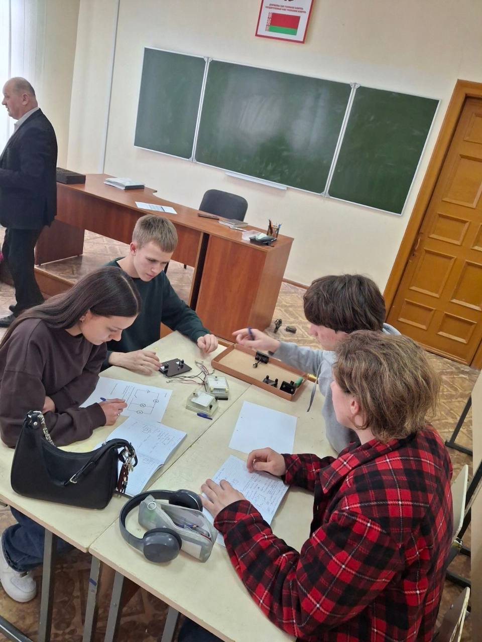 photo 2026-04-13 18-17-01